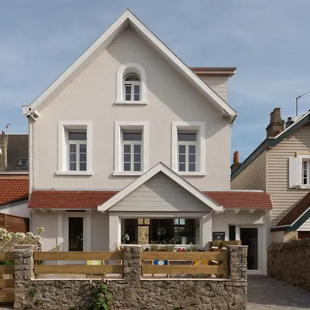 B&B Le Petit Roulis 4*