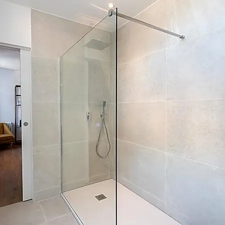 Le Petit Roulis Bed & Breakfast 4*